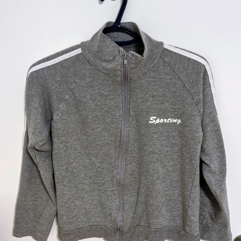 Women's Large Sporting Sweater